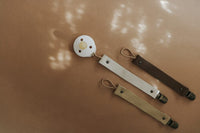 Schnullerkette aus Leder, mocha