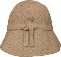 Sunneva Sonnenhut mit Lochstickerei oat