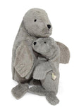 Kuscheltier Robbe klein grau